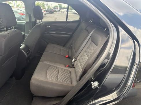 Used 2018 Chevrolet Equinox LT AWD/4WD image 6