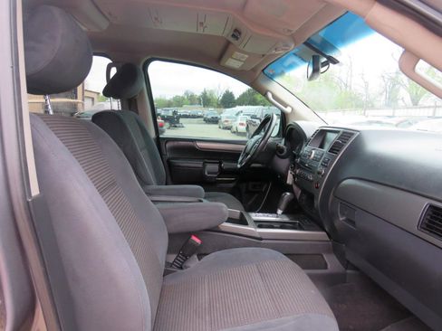 Used 2013 Nissan Armada SV AWD/4WD image 17