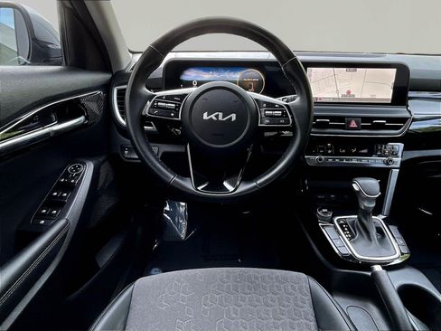 Certified 2024 Kia Seltos S FWD image 8