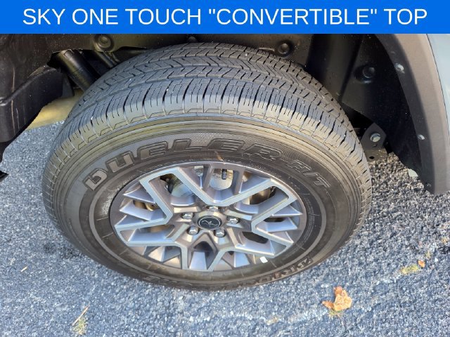 Used 2026 Jeep Wrangler Unlimited Sahara AWD/4WD image 33