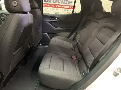 New 2026 Chevrolet Equinox LT image 9