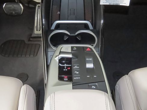 Used 2025 BMW X1 xDrive28i w/ Technology Package AWD/4WD image 28