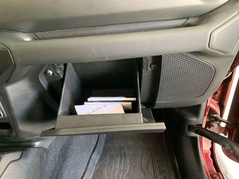 Used 2021 Jeep Wrangler Unlimited Sahara image 29