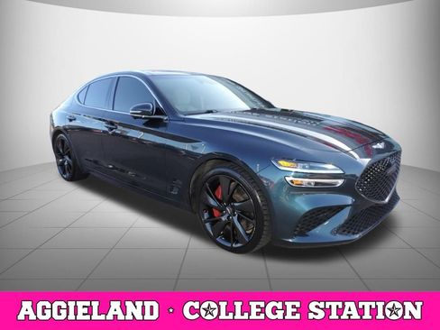 Used 2022 Genesis G70 3.3T RWD image 3
