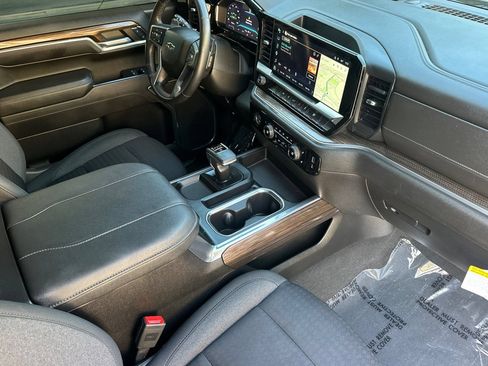 Used 2023 Chevrolet Silverado 1500 RST w/ Rally Edition AWD/4WD image 14