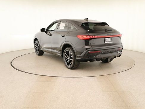New 2026 Audi Q5 Premium Plus AWD/4WD image 4