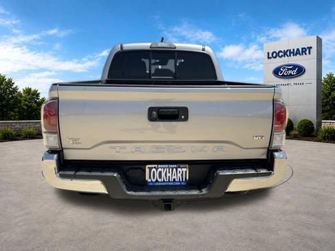 Used 2020 Toyota Tacoma TRD Off-Road AWD/4WD image 6