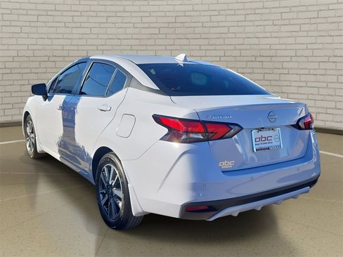 Certified 2025 Nissan Versa SV w/ Trunk Package image 6