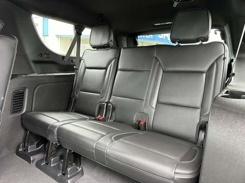 Used 2024 GMC Yukon XL Denali image 20