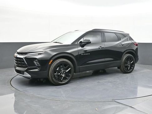 New 2026 Chevrolet Blazer LT w/ Convenience Package AWD/4WD image 6