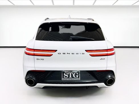 Used 2024 Genesis GV70 2.5T w/ Sport Prestige Package image 5