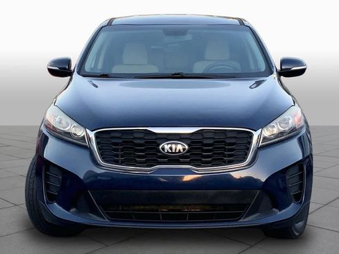 Used 2019 Kia Sorento LX image 3