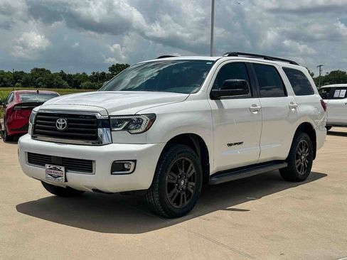 Used 2019 Toyota Sequoia TRD Sport w/ TRD Sport Premium Package AWD/4WD image 7