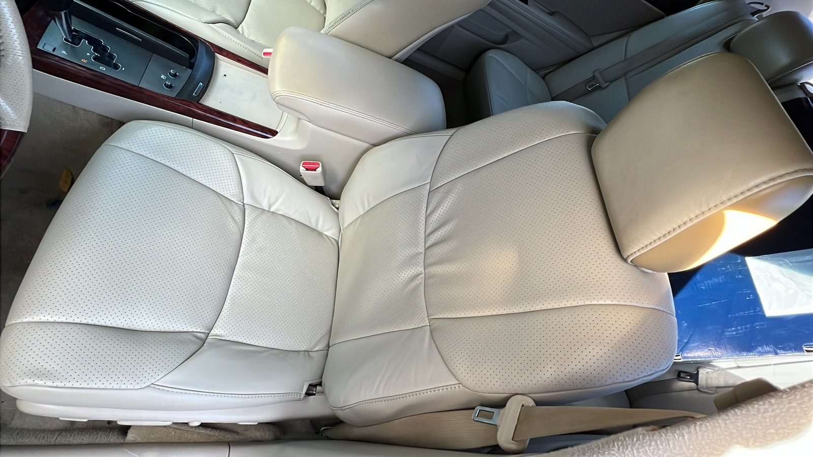 Used 2011 Toyota Avalon Limited FWD image 11