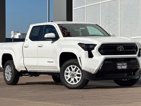 New 2026 Toyota Tacoma SR5 image 2