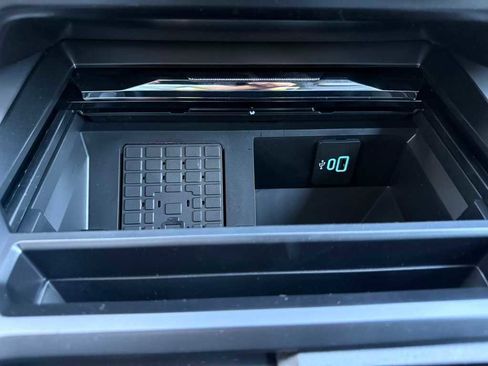 New 2026 Ford F250 Lariat w/ Chrome Package image 15