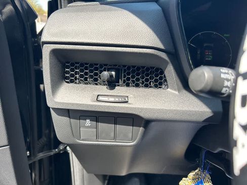 Used 2025 Honda CR-V Sport image 12