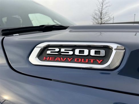 Used 2024 RAM 2500 Big Horn w/ Sport Appearance Package image 11