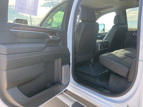 Used 2024 GMC Sierra 2500 Denali w/ Denali Reserve Package image 36