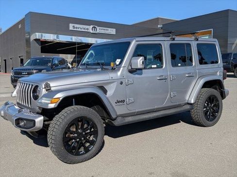 Certified 2020 Jeep Wrangler Unlimited Sahara image 3