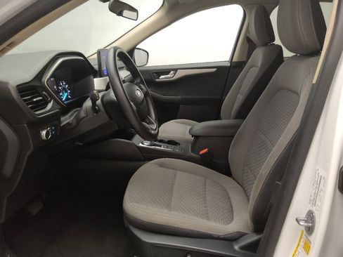Used 2020 Ford Escape SE FWD image 17