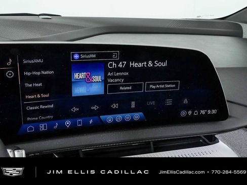 Certified 2025 Cadillac Optiq Luxury 1 AWD/4WD image 15