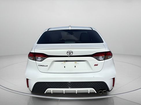 Used 2021 Toyota Corolla SE image 4