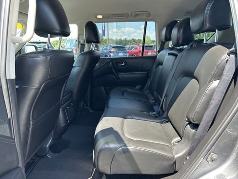 Used 2022 Nissan Armada SV image 24