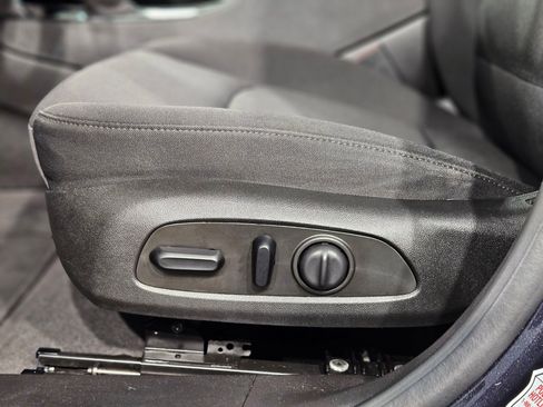 Used 2023 Chevrolet Malibu LT image 22