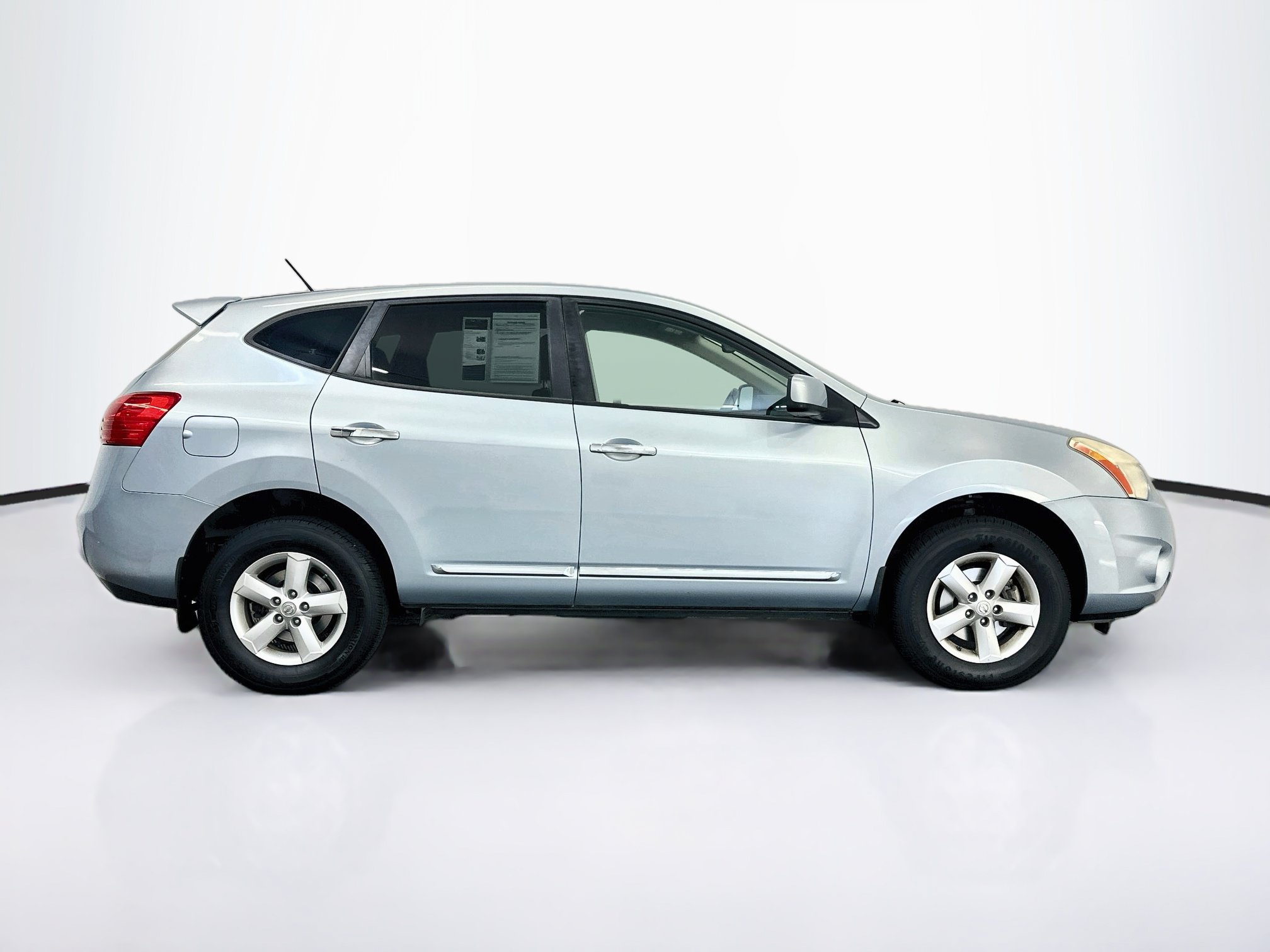 Used 2013 Nissan Rogue S w/ Special Edition Pkg AWD/4WD image 10