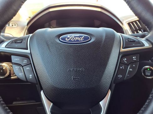 Certified 2023 Ford Edge SEL w/ Convenience Package AWD/4WD image 15