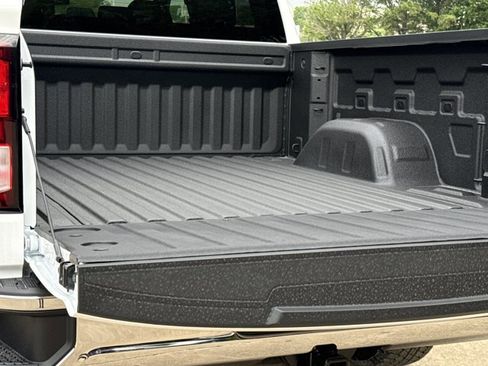New 2026 GMC Sierra 1500 Pro w/ Pro Value Package AWD/4WD image 7