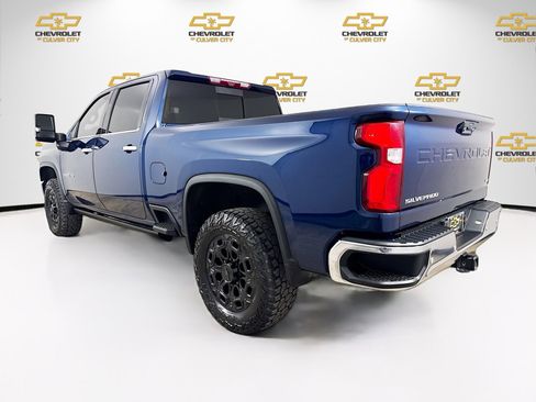 Used 2022 Chevrolet Silverado 2500 LTZ w/ LTZ Plus Package AWD/4WD image 5