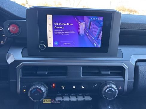 Used 2025 Toyota 4Runner TRD Off-Road image 23