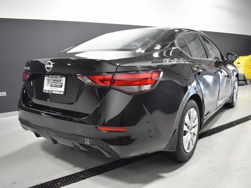 Certified 2025 Nissan Sentra S image 8