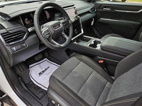 New 2025 GMC Acadia Elevation w/ Black Edition image 15