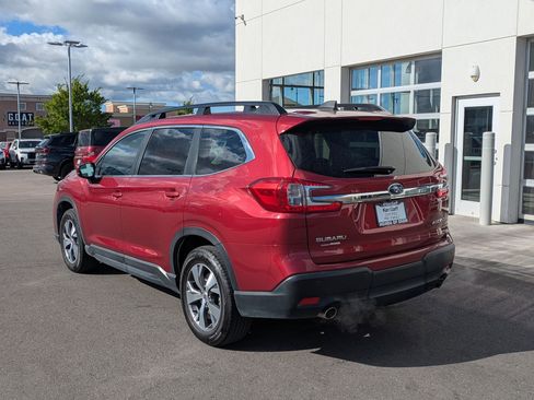 Used 2025 Subaru Ascent Premium AWD/4WD image 9