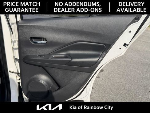 Used 2020 Nissan Kicks SR w/ SR Premium Package FWD image 18