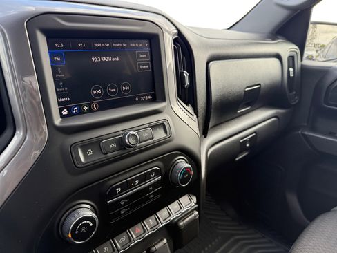 Used 2022 Chevrolet Silverado 1500 Custom RWD image 12