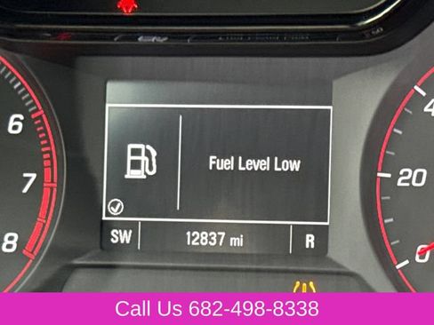 Used 2025 Chevrolet Trax RS w/ Driver Confidence Package FWD image 30