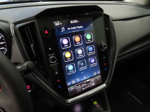 Certified 2025 Subaru Crosstrek 2.5i Limited w/ Crosstrek Mirror Package image 18