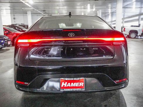 New 2026 Toyota Prius XLE image 10