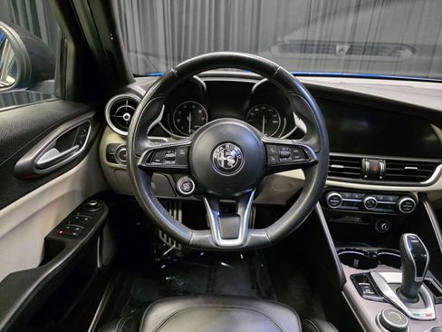 Used 2021 Alfa Romeo Giulia Ti Sport AWD/4WD image 21
