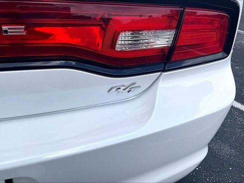 Used 2014 Dodge Charger R/T w/ Wheels & Tunes Group RWD image 8