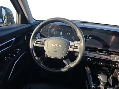 Used 2025 Kia Telluride S AWD/4WD image 14