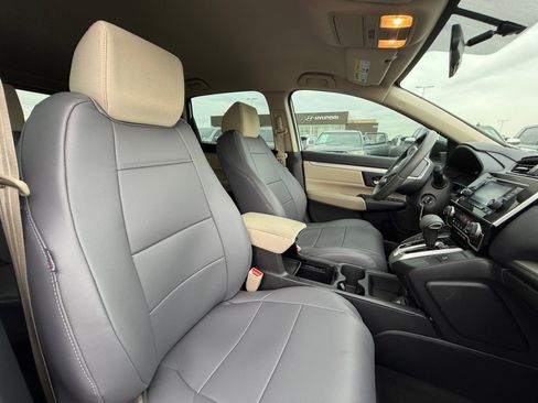 Used 2018 Honda CR-V LX image 19