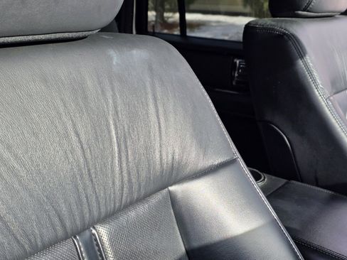 Used 2017 Lincoln Navigator L Select image 15