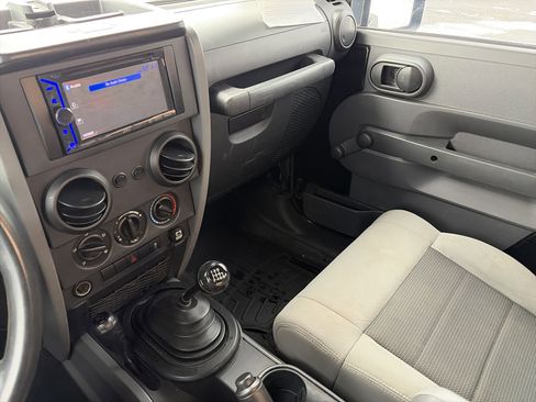 Used 2010 Jeep Wrangler Sport image 17