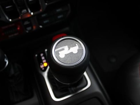 New 2026 Jeep Wrangler Unlimited Rubicon 392 w/ Quick Order Package 27X Moab AWD/4WD image 26
