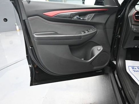 New 2026 Chevrolet TrailBlazer RS w/ Convenience Package FWD image 11